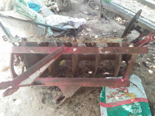 ขายรถไถยันม่ารุ่น F28 EX  ไมค์ 710 ชม. 0857389138