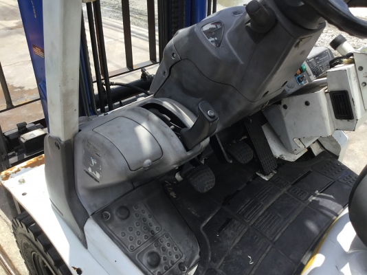 ขายรถโฟล์คลิฟท์ทมือสองนำเข้าจากประเทศญี่ปุ่นขนาด2.5ตัน