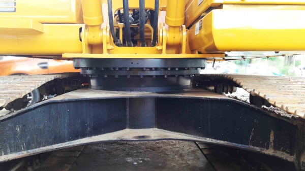 ขายรถแบคโฮ KOMATSU PC200-8MO ใช้งาน 9 พันชั่วโมง สภาพพร้อมใช้ ราคาไม่แรง