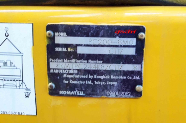 ขายรถแบคโฮ KOMATSU PC200-8MO ใช้งาน 9 พันชั่วโมง สภาพพร้อมใช้ ราคาไม่แรง