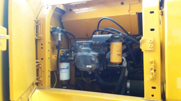 ขายรถแบคโฮ KOMATSU PC200-8MO ใช้งาน 9 พันชั่วโมง สภาพพร้อมใช้ ราคาไม่แรง