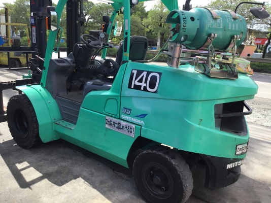 ขายรถโฟล์คลิฟท์มือสองนำเข้าจากประเทศญี่ปุ่นขนาด5.5ตัน
