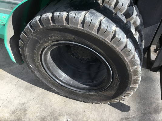 ขายรถโฟล์คลิฟท์มือสองนำเข้าจากประเทศญี่ปุ่นขนาด5.5ตัน