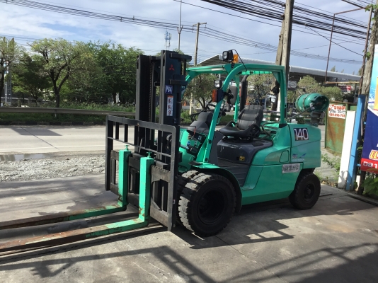 ขายรถโฟล์คลิฟท์มือสองนำเข้าจากประเทศญี่ปุ่นขนาด5.5ตัน