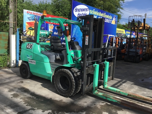 ขายรถโฟล์คลิฟท์มือสองนำเข้าจากประเทศญี่ปุ่นขนาด5.5ตัน