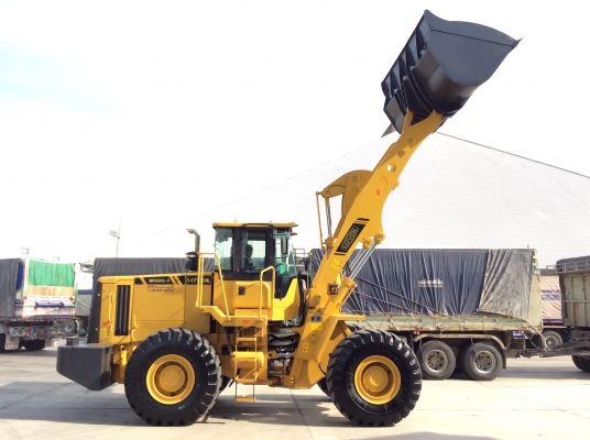 ขายรถตักล้อยาง LOVOL FL958G-II LONG ARM รถนอกนำเข้าจากต่างประเทศ สภาพสวย รถตักขนาดใหญ่ ทนทาน ราคาถูก