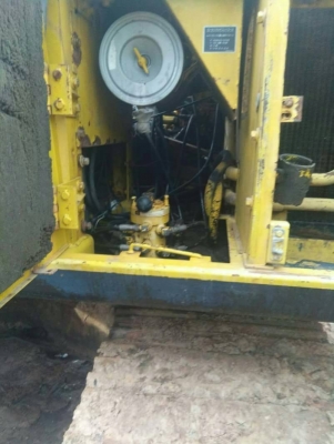 ขาย 695,000 บาท KOBELCO SK200 MARK 3 เครื่องดี ปั้มแรง โช่หนา เอวแน่น ไฟฟ้าครบ เอกสารอินวอยท์   รถอยู่ จ.ศรีสะเกษ  090-772-3710 090-772-3708