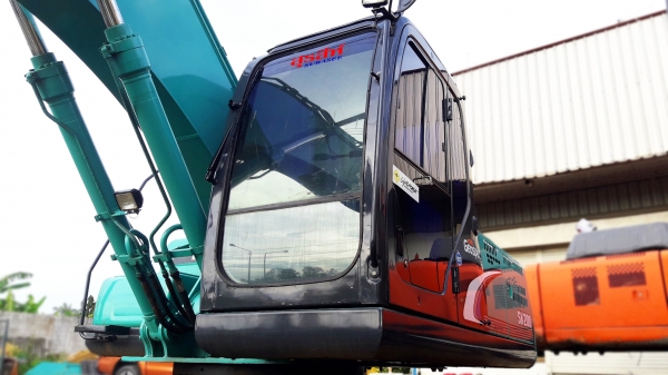 ขายรถแบคโฮ KOBELCO SK200-8 YN12 Super เลขไมล์ 10,225 ชั่วโมง