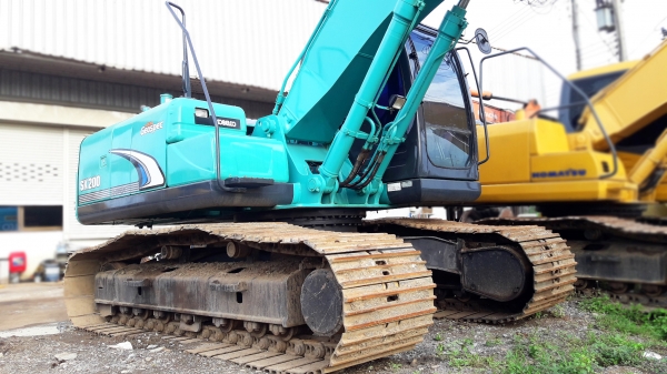 ขายรถแบคโฮ KOBELCO SK200-8 YN12 Super เลขไมล์ 10,225 ชั่วโมง