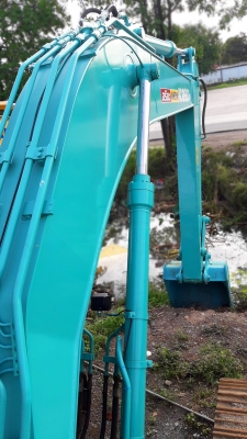 ขายรถแบคโฮ KOBELCO SK200-8 YN12 Super เลขไมล์ 10,225 ชั่วโมง