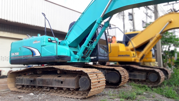 ขายรถแบคโฮ KOBELCO SK200-8 YN12 Super เลขไมล์ 10,225 ชั่วโมง