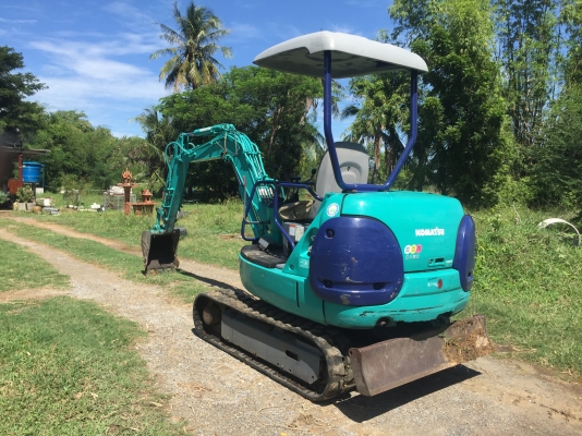 ขายรถขุด komatsu pc20r-8  โทร 086-1602189ต่อรองราคาได้ รถไม่เคยใช้งานในไทยเก่านอกแท้ 100\% ใช้งานเพียง 2,000 ชม.