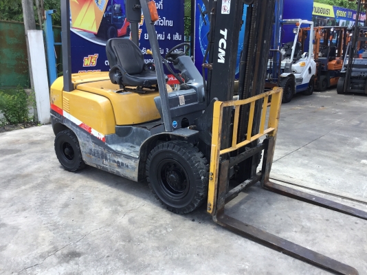 ขายรถโฟล์คลิฟท์เก่ามือสองนำเข้าจากประเทศญี่ปุ่นขนาด2.5ตันเครื่องดีเชล