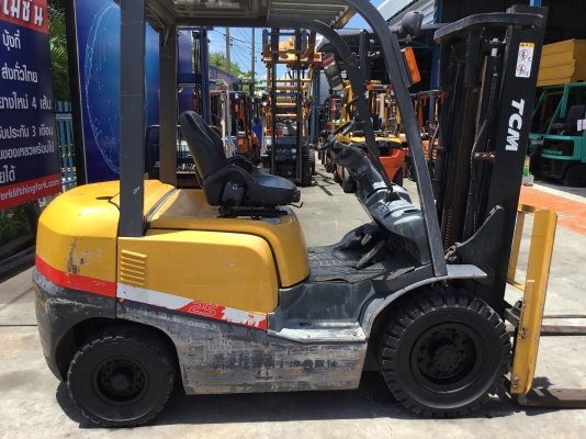 ขายรถโฟล์คลิฟท์เก่ามือสองนำเข้าจากประเทศญี่ปุ่นขนาด2.5ตันเครื่องดีเชล