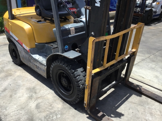 ขายรถโฟล์คลิฟท์เก่ามือสองนำเข้าจากประเทศญี่ปุ่นขนาด2.5ตันเครื่องดีเชล
