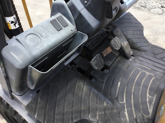 ขายรถโฟล์คลิฟท์เก่ามือสองนำเข้าจากประเทศญี่ปุ่นขนาด2.5ตันเครื่องดีเชล