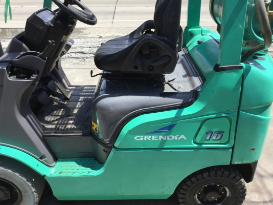 ขายรถโฟล์คลิฟท์มือสองนำเข้าจากประเทศญี่ปุ่นขนาดยกได้1.5ตันเสา4เมตร