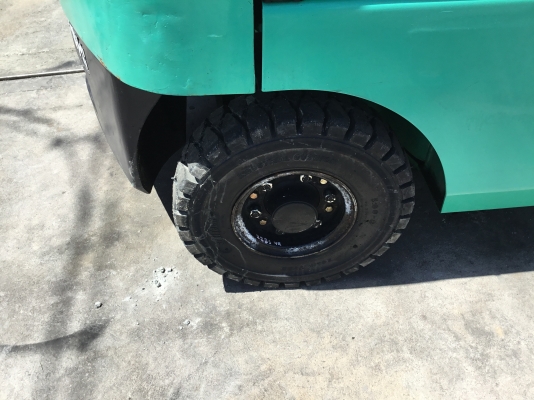 ขายรถโฟล์คลิฟท์มือสองนำเข้าจากประเทศญี่ปุ่นขนาดยกได้1.5ตันเสา4เมตร