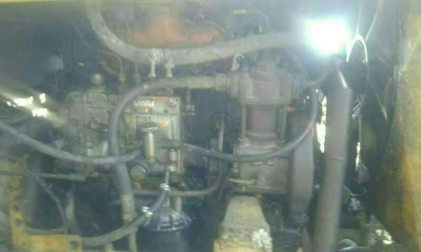 ขาย 295,000 รถตัก KOMATSU  JH30 เครื่องดี เกียร์แรง ช่วงล่างพร้อมใช้งาน รถอยู่ โคราช 090-772-3710 090-772-3708