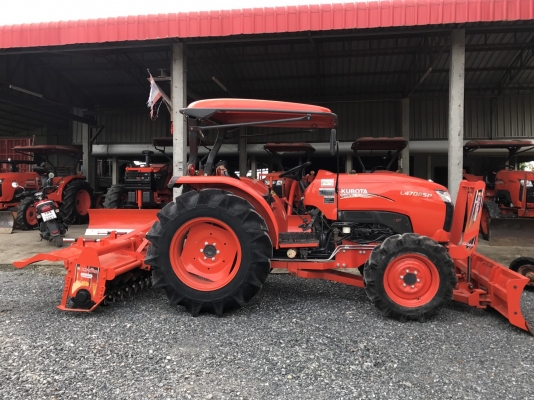 ขายรถไถคูโบต้า L4708SP (4WD)2เพลา ใช้งาน 400 ชั่วโมง รถใช้ในไร่ สภาพ80\% พร้อมอุปกรณ์ ใบมีดหน้าและผาน4ไถบุกเบิก ราคา 458,000 บาท พร้อมส่งฟรีถึงบ้าน โทรสอบถามได้เลยค่ะ 081-9136451 ขอดูรูปทาง Line:Bow6451  เครื่องดี เกียร์ดี ยางดีทั้ง 4 เส้น ตรวจเชคเรียบร้อย