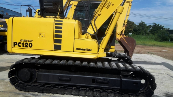 ขายด่วน!! Komatsu PC120-6สภาพพร้อมใช้ค่ะ