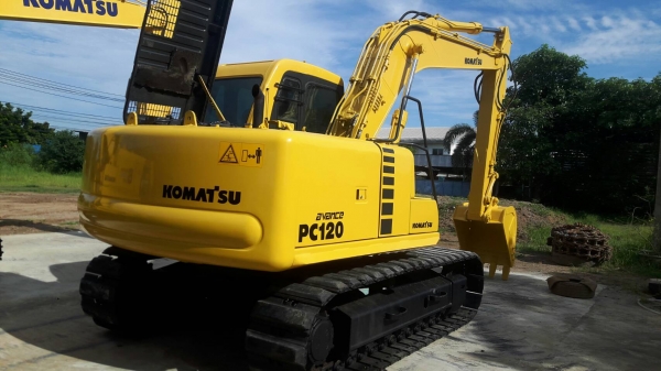 ขายด่วน!! Komatsu PC120-6สภาพพร้อมใช้ค่ะ