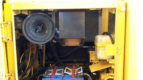 ขายด่วน!! Komatsu PC120-6สภาพพร้อมใช้ค่ะ