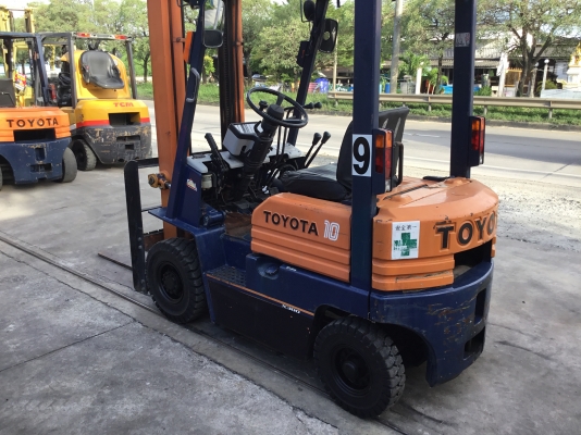 ขายรถโฟล์คลิฟท์มือสองนำเข้าจากประเทศญี่ปุ่นขนาดยกได้1ตันเสาสูง4.50เมตร