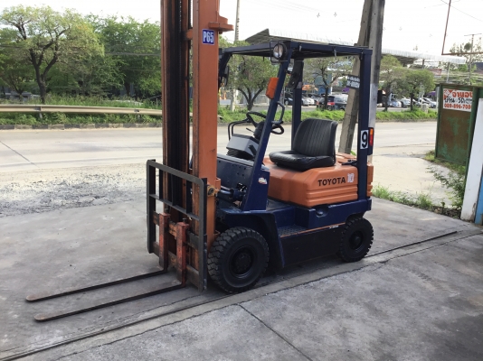 ขายรถโฟล์คลิฟท์มือสองนำเข้าจากประเทศญี่ปุ่นขนาดยกได้1ตันเสาสูง4.50เมตร