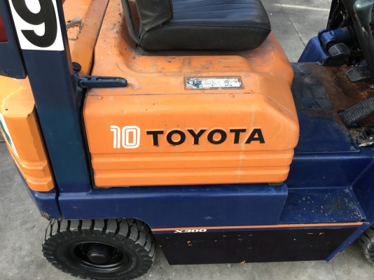 ขายรถโฟล์คลิฟท์มือสองนำเข้าจากประเทศญี่ปุ่นขนาดยกได้1ตันเสาสูง4.50เมตร