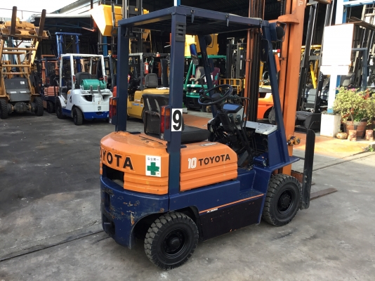 ขายรถโฟล์คลิฟท์มือสองนำเข้าจากประเทศญี่ปุ่นขนาดยกได้1ตันเสาสูง4.50เมตร