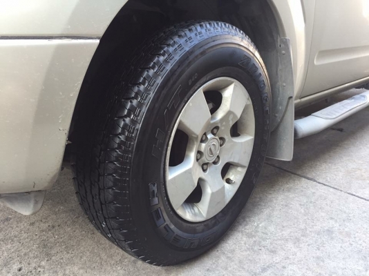 ยาง Bridgestone 245 70 16 ปี17 มี2ชุด ดอกเต็ม เนื้อนิ่มๆ ใช้ยาว ราคาไม่แพง ยาง Bridgestone 245 70 16 ปี17 มี2ชุด ดอกเต็ม เนื้อนิ่มๆ ใช้ยาว ราคาไม่แพง