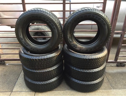 ยาง Bridgestone 245 70 16 ปี17 มี2ชุด ดอกเต็ม เนื้อนิ่มๆ ใช้ยาว ราคาไม่แพง