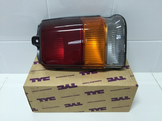 ขายไฟท้ายรถ DAIHATSU รุ่น MIRA L80 ใส่มิร่าบ้านเราได้เลย