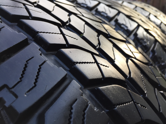 ยาง All Yokohama 265 65 17 ปี16 ดอกเต็ม ใช้ยาว ราคาไม่แพง