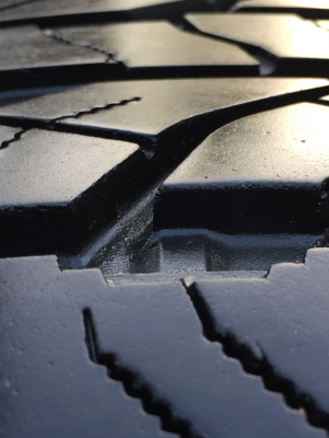 ยาง All Yokohama 265 65 17 ปี16 ดอกเต็ม ใช้ยาว ราคาไม่แพง