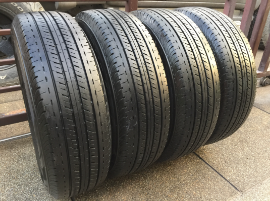 ยาง Bridgestone 205 70 15 ปี16 ดอกเต็ม ใช้ยาว ราคาไม่แพง ยาง Bridgestone 205 70 15 ปี16 ดอกเต็ม ใช้ยาว ราคาไม่แพง