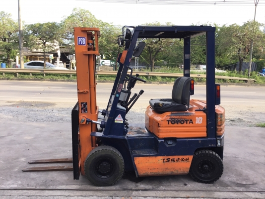 ขายรถโฟล์คลิฟท์มือสองนำเข้าจากประเทศญี่ปุ่นขนาดยกได้1ตันเสาสูง3เมตรเครื่องยนต์เบลซิล