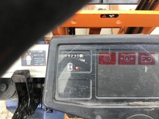 ขายรถโฟล์คลิฟท์มือสองนำเข้าจากประเทศญี่ปุ่นขนาดยกได้1ตันเสาสูง3เมตรเครื่องยนต์เบลซิล