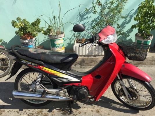 wave100 ปี 47