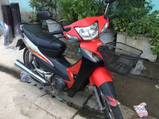 wave100s ปี 49