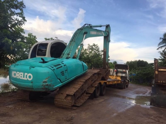 ขาย 575,000 บาท KOBELCO SK200 MARK 5 ธรรมดา เครื่องดี ปั้มแรง โช่หนา เอวแน่น ไฟฟ้าครบ แอร์มี เล่มทะเบียน  รถอยู่ จ.สุรินทร์ โทร&amp;ไอดีไลน์ 0610710295