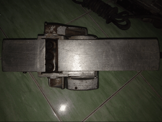 กบ3นิ้ว Makita รุ่น1600