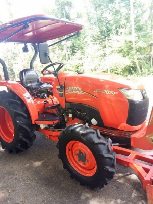 คูโบต้า L3608SP (4wd) รถเกรดเอ!! สีเดิม100\% สภาพสวยมากๆ #ใช้งานน้อย 313 ชม. #((เพลาพีทีโอ ไม่เคยใช้งานเลย)) #มาพร้อมดันหน้า ➕หางตัดหญ้าLCS ขนาด 1.30 เมตร (ของใหม่) #เล่มทะเบียนพร้อมโอน มีบริการจัดส่วทั่วไทย สนใจโทร082-2989243 แม็ก คูโบต้า L3608SP (4wd) รถเกรดเอ!! สีเดิม100\% สภาพสวยมากๆ #ใช้งานน้อย 313 ชม. #((เพลาพีทีโอ ไม่เคยใช้งานเลย)) #มาพร้อมดันหน้า ➕หางตัดหญ้าLCS ขนาด 1.30 เมตร (ของใหม่) #เล่มทะเบียนพร้อมโอน มีบริการจัดส่วทั่วไทย สนใจโทร082-2989243 แม็ก