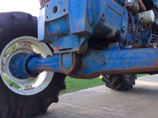 ขายครับ Ford 7810 คานหน้าคาราโร่  6สูบแอร์เย็นๆ 480000 ครับ สนใจโทรครับ  0994979333/0643249993 ตั้มครับ