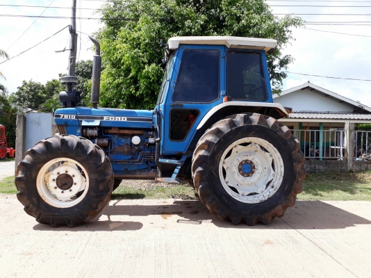 ขายครับ Ford 7810 คานหน้าคาราโร่  6สูบแอร์เย็นๆ 480000 ครับ สนใจโทรครับ  0994979333/0643249993 ตั้มครับ