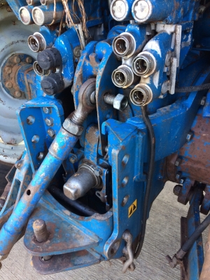 ขายครับ Ford 7810 คานหน้าคาราโร่  6สูบแอร์เย็นๆ 480000 ครับ สนใจโทรครับ  0994979333/0643249993 ตั้มครับ