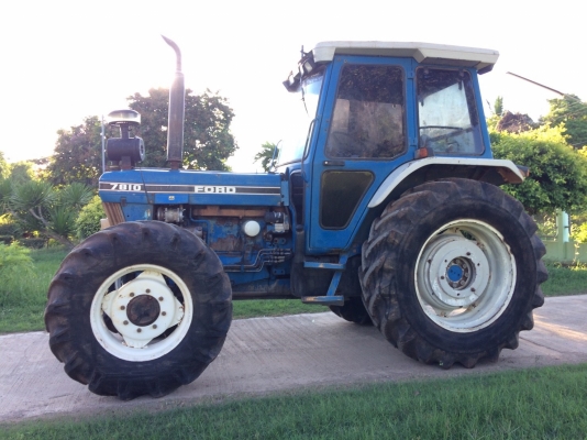 ขายครับ Ford 7810 คานหน้าคาราโร่  6สูบแอร์เย็นๆ 480000 ครับ สนใจโทรครับ  0994979333/0643249993 ตั้มครับ