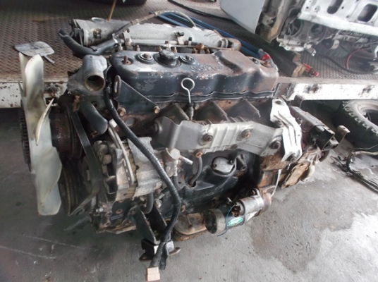 ขายเครื่องยนต์ ISUZU 4BE1  110แรงพร้อมเกียร์  เครื่องติดได้ดี  มีเลขเครื่อง