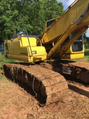 ขาย 1,350,000 บาท รถแบคโฮ KOMATSU PC200-8 ใช้งาน 15,xxx ชั่วโมง สภาพสวย พร้อมใช้งาน เอกสารเล่มทะเบียน   รถอยู่ นครราชสีมา  090-772-3710 090-772-3708